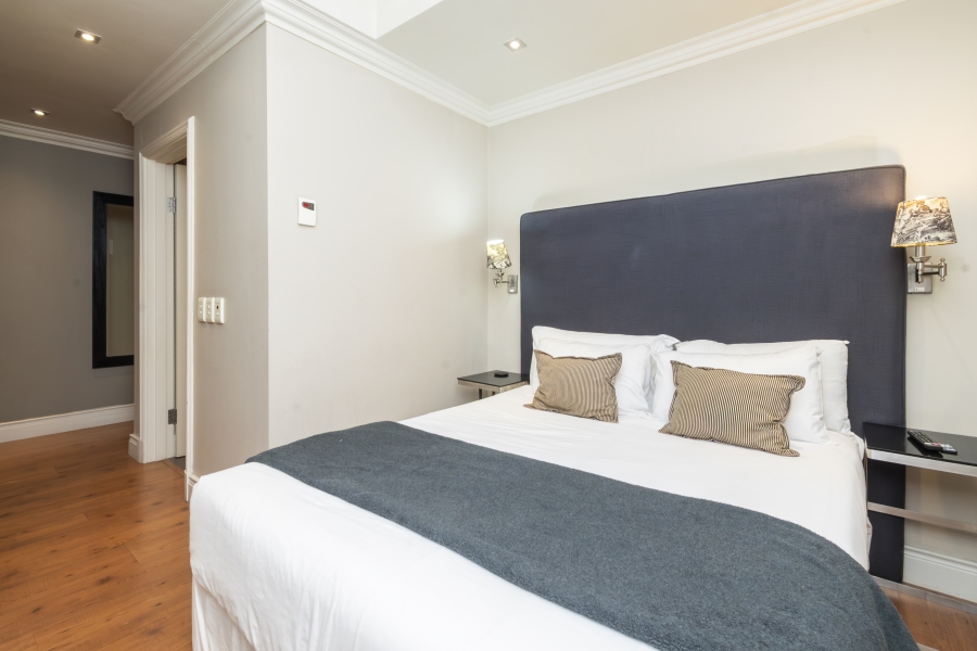 1 Bedroom Property for Sale in Green Point Western Cape